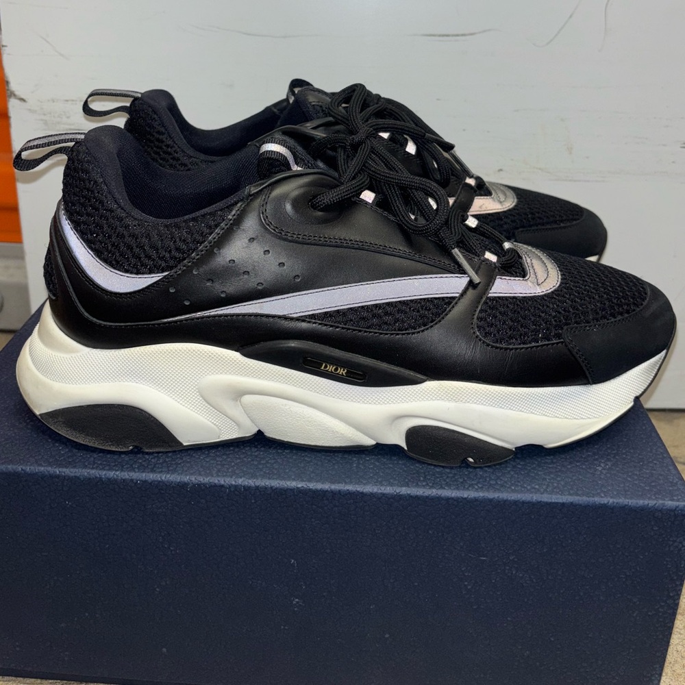 DIOR B22 'BLACK WHITE'